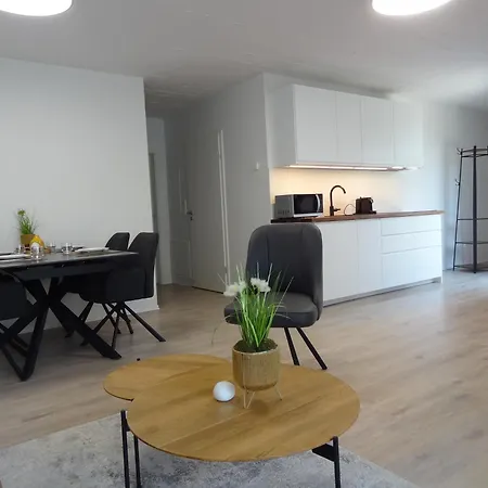 Апартаменты Neu - In Bruehl-city *