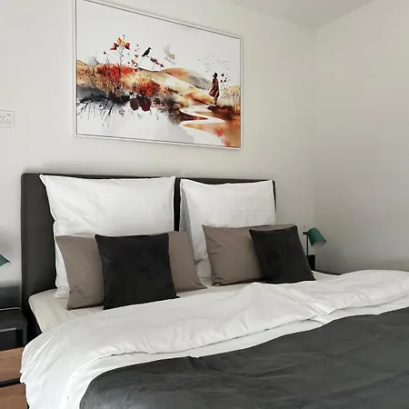 Neu - In Bruehl-city *