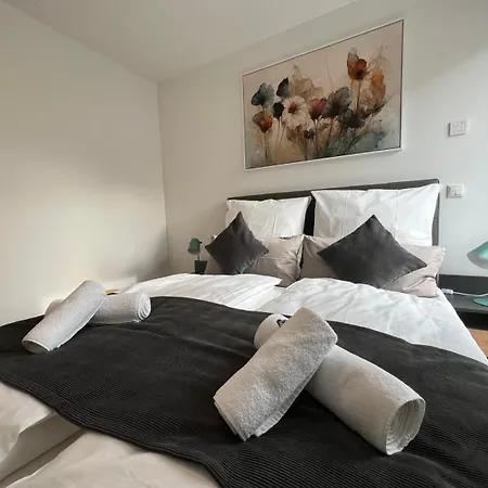 Neu - In Bruehl-city *