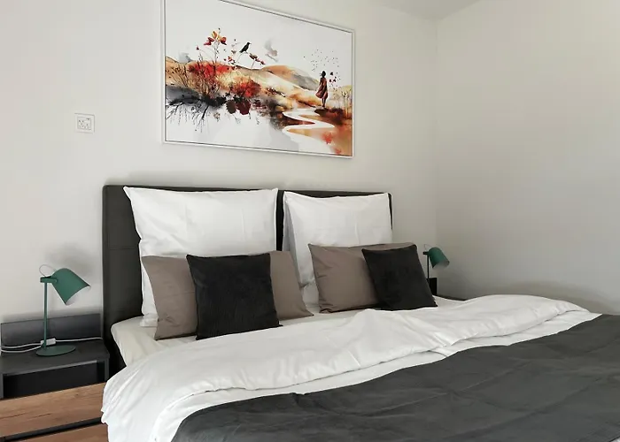 Neu - In Bruehl-city *